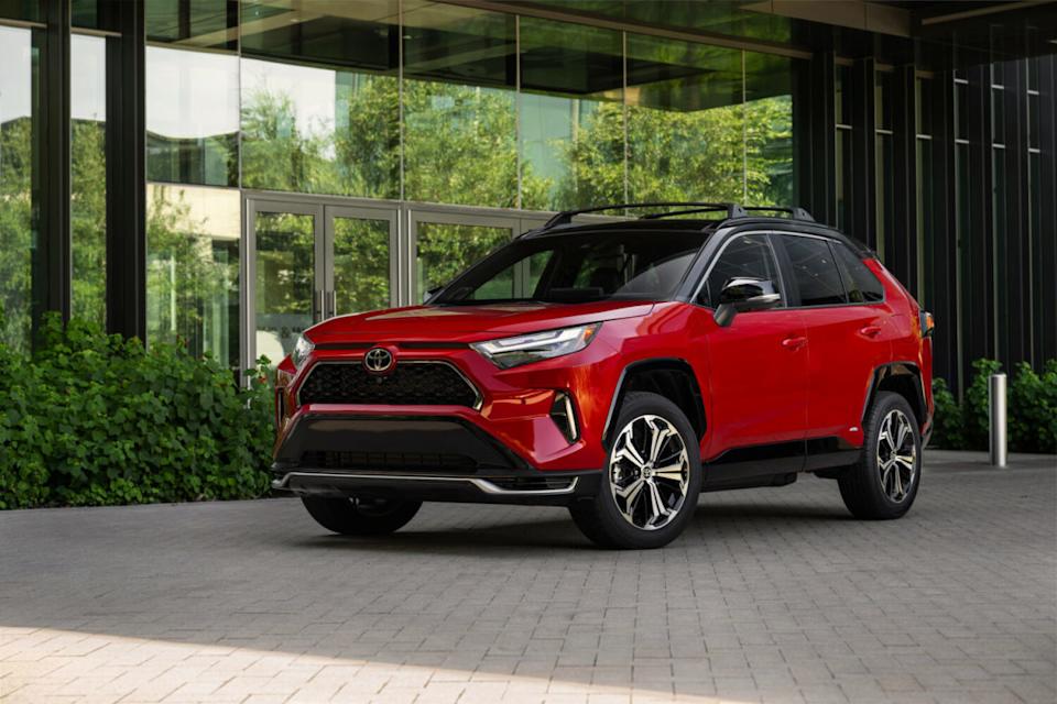 Toyota Launches Affordable 2025 RAV4 Plug-In Hybrid Lease Deal for August