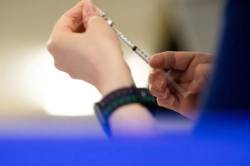 US pediatric group breaks with federal policy, recommends COVID-19 vaccines for young children
