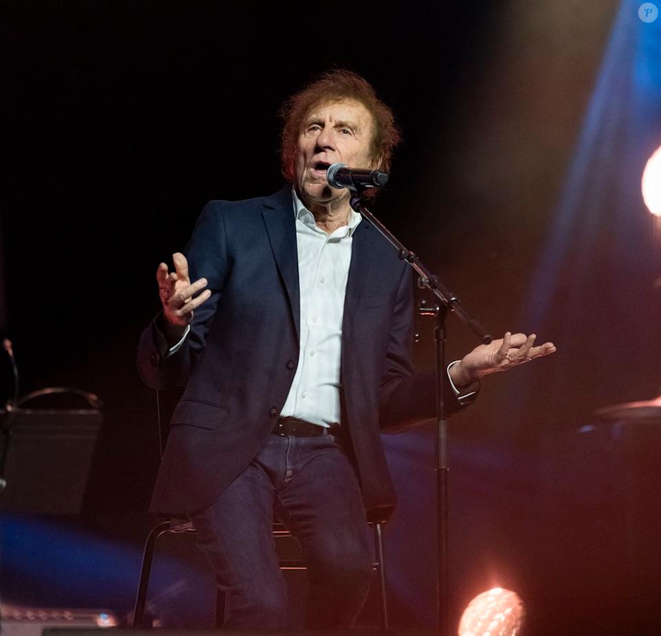 Alain Souchon propriétaire d'une maison avec sa femme dans le Loir-et-Cher : il n'adhère du tout à une pratique locale