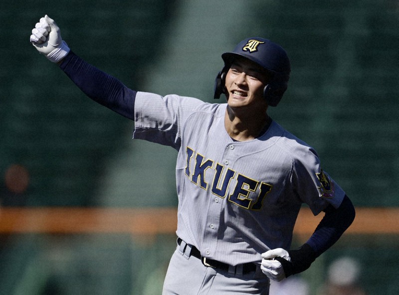 大会第1号HRは仙台育英・原亜佑久　夏の甲子園