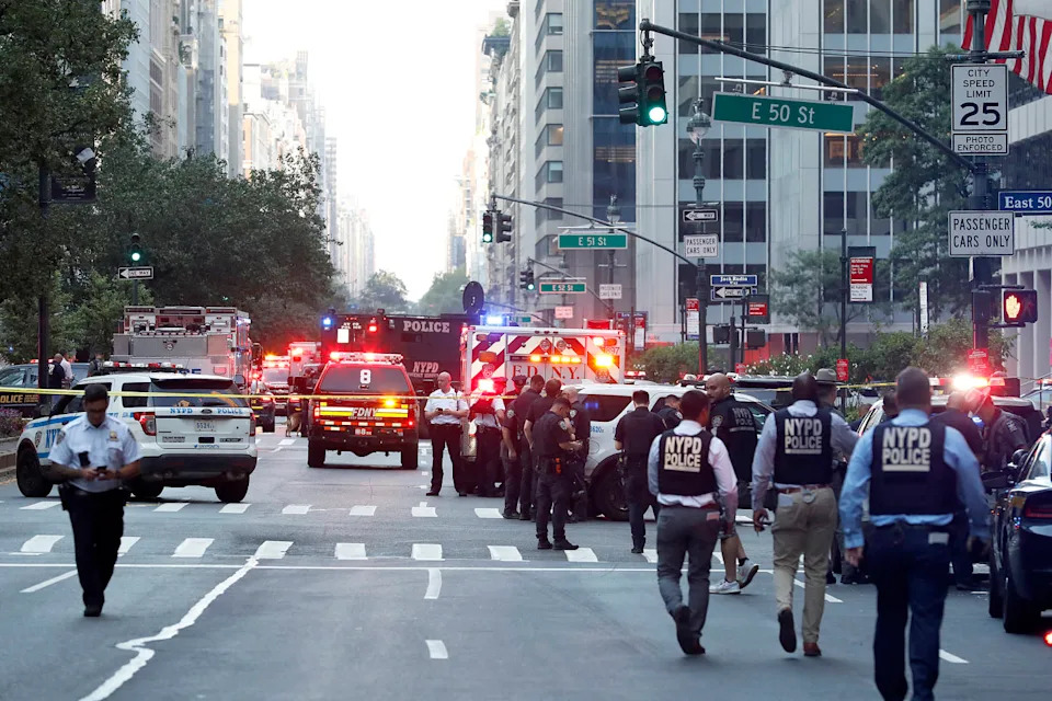 Image: police response force nypd new york police active shooter scene nyc (John Lamparski / AFP via Getty Images)