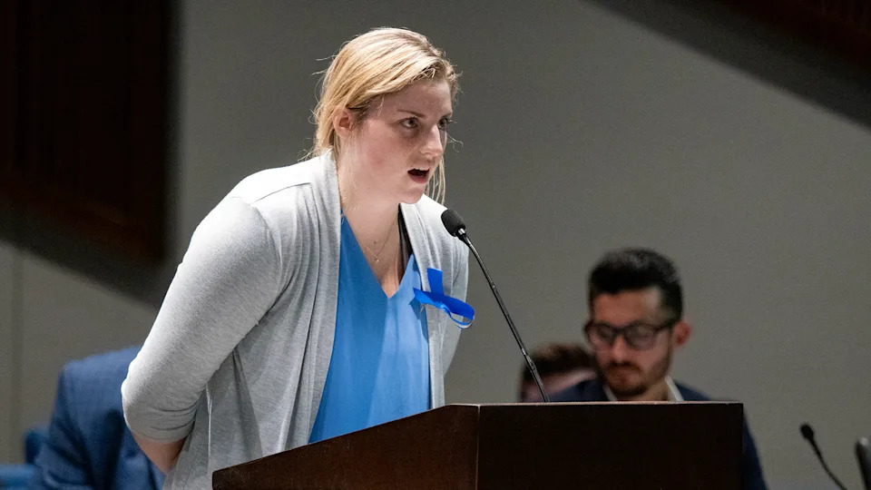 Overland Park resident Sara Rohleder speaks at the Aug. 5, 2025, Lenexa City Council meeting.