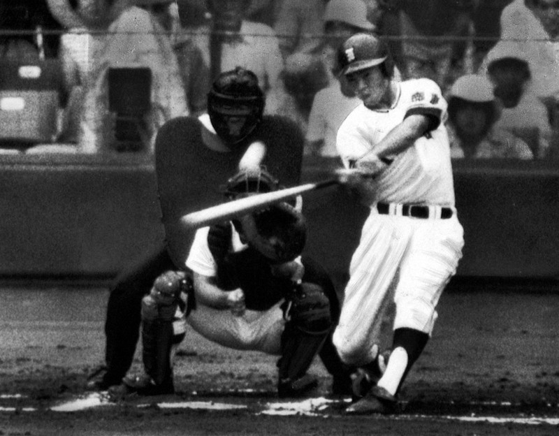 1983年夏の甲子園で「4番・投手」として活躍した池田の水野雄仁＝阪神甲子園球場で