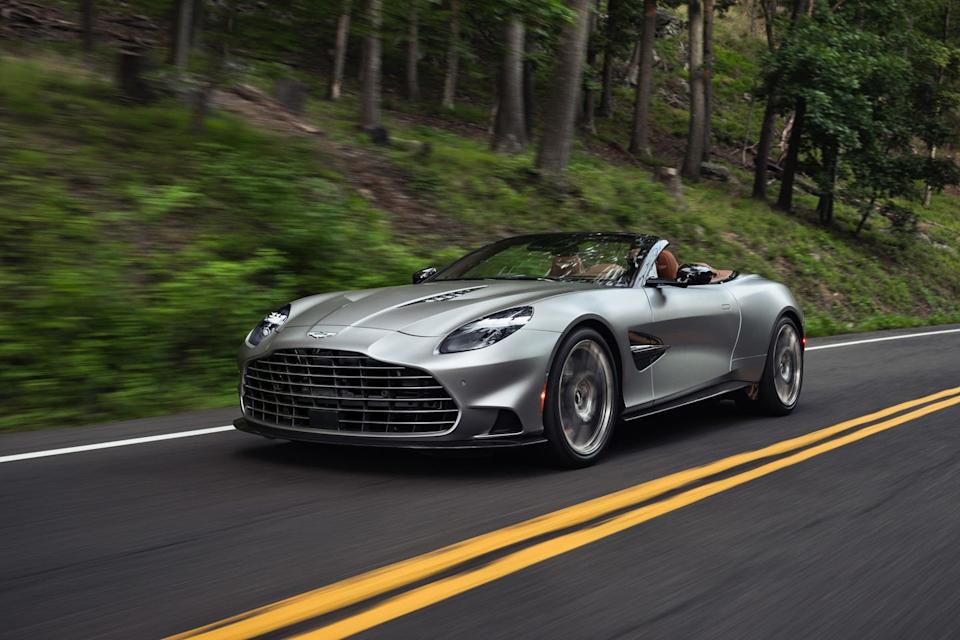 2026 aston martin vanquish volante
