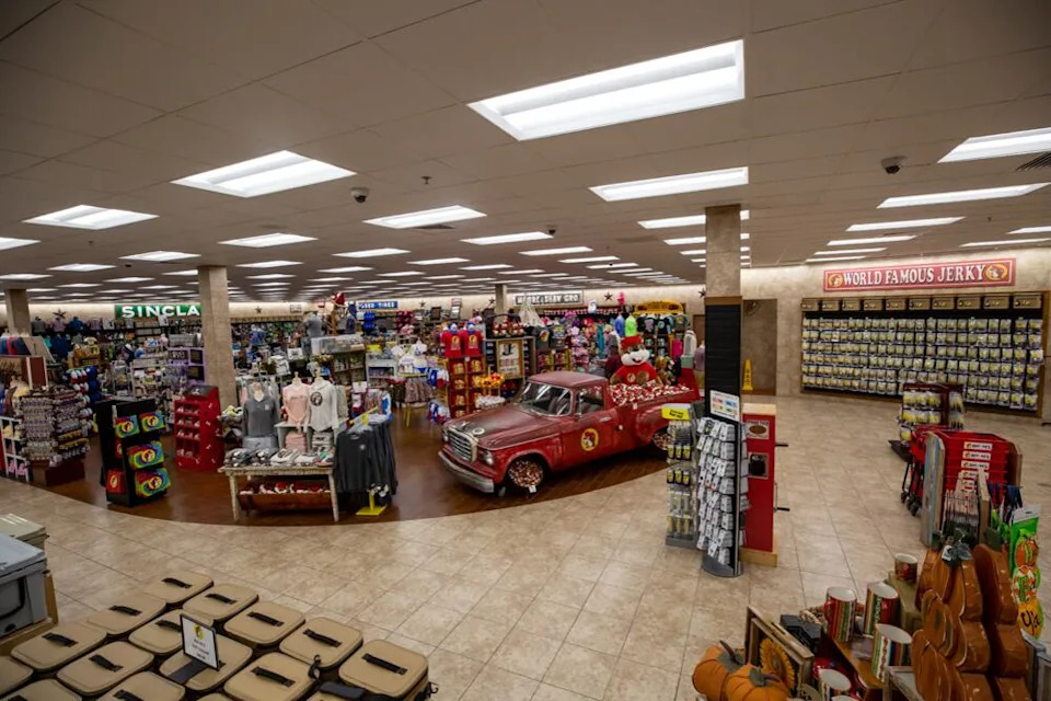 Here are some more photos of Buc-ee's.