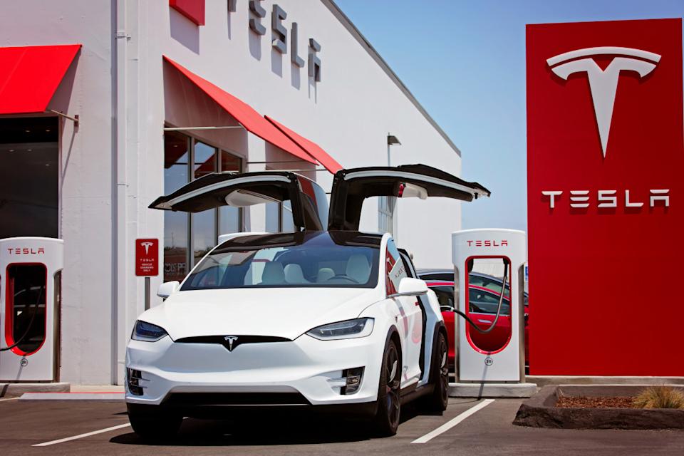 Tesla Model X at dealerAleksei Potov - stock.adobe.com