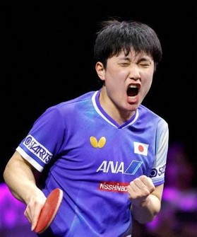 張本智和、世界王者破り優勝　卓球・WTTチャンピオンズ