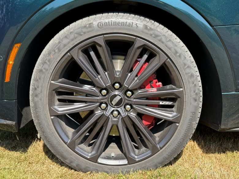 2026 Cadillac Lyriq-V
