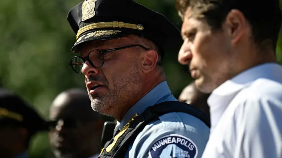 El jefe de policía de Minneapolis, Brian O'Hara, habla durante una conferencia de prensa después del tiroteo de este miércoles. - <em>Maturen/Getty Images</em>