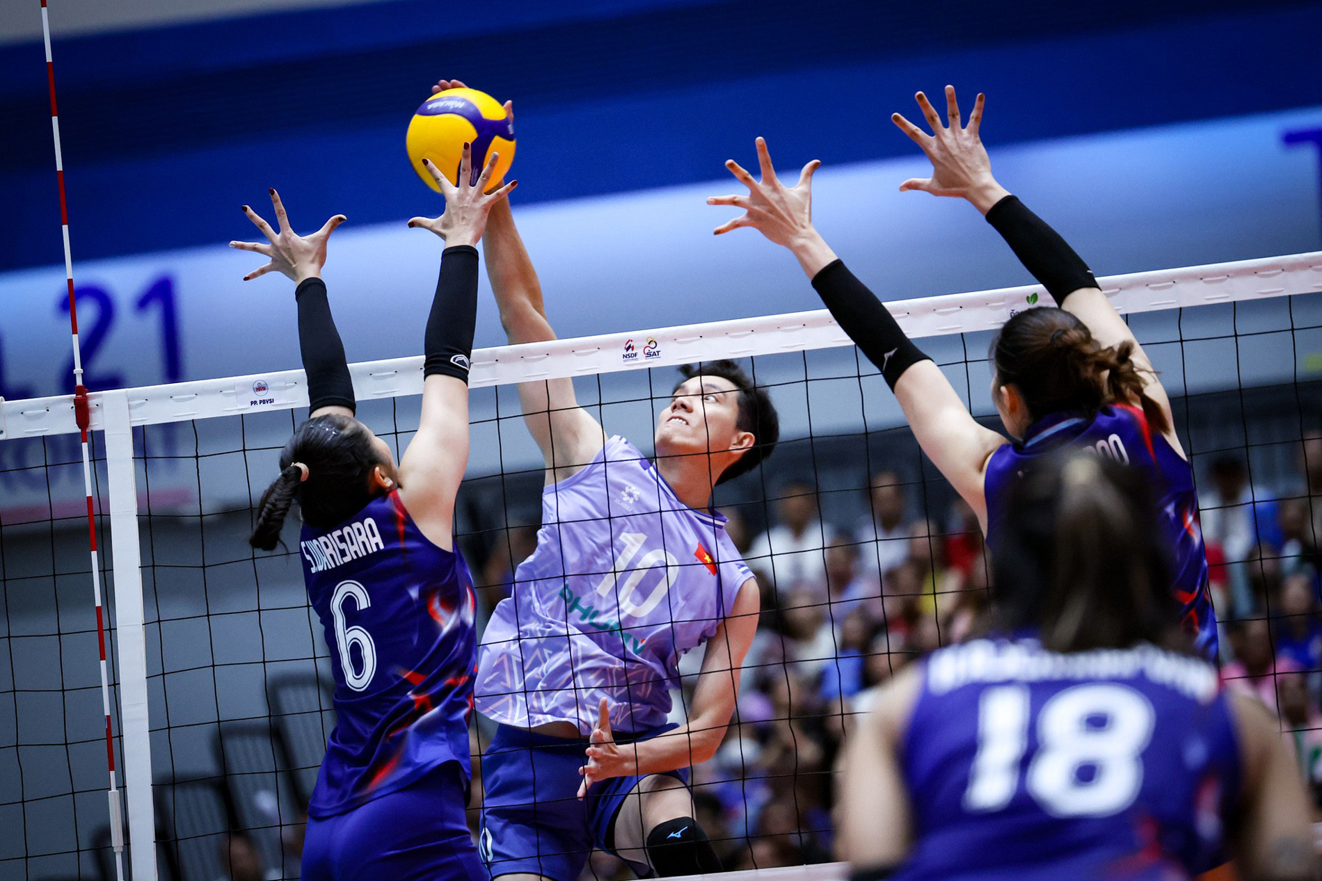 Tuyển bóng chuyền nữ Việt Nam vs Thái Lan: Chờ trận thắng lịch sử