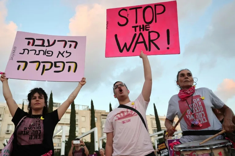 Gaza war deepens Israel's divides