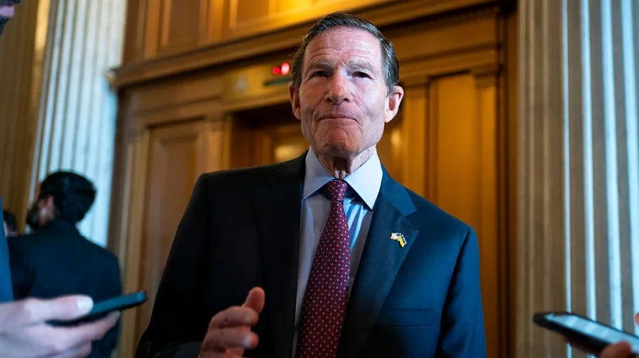 Blumenthal says Putin spent summit ‘delaying’ Trump peace negotiations, reups call for sanctions