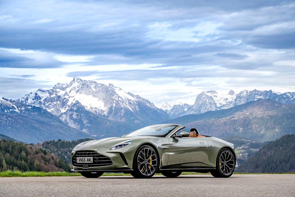 2026 aston martin vantage roadster