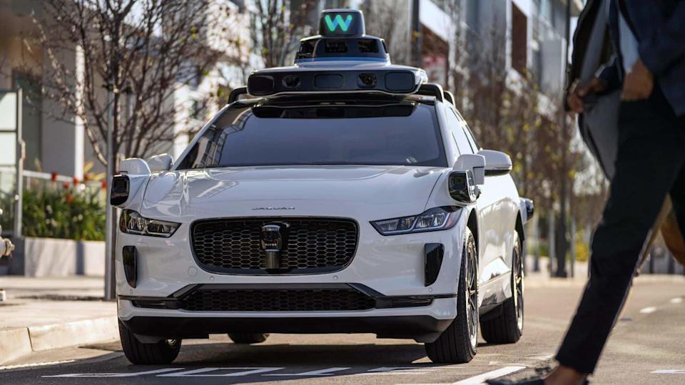 Atlanta Police Won’t Cite Robotaxis For Infractions