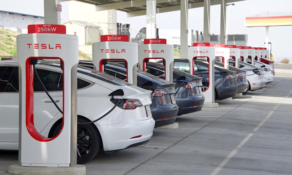 Tesla Model 3 chargingsheilaf2002 - stock.adobe.com