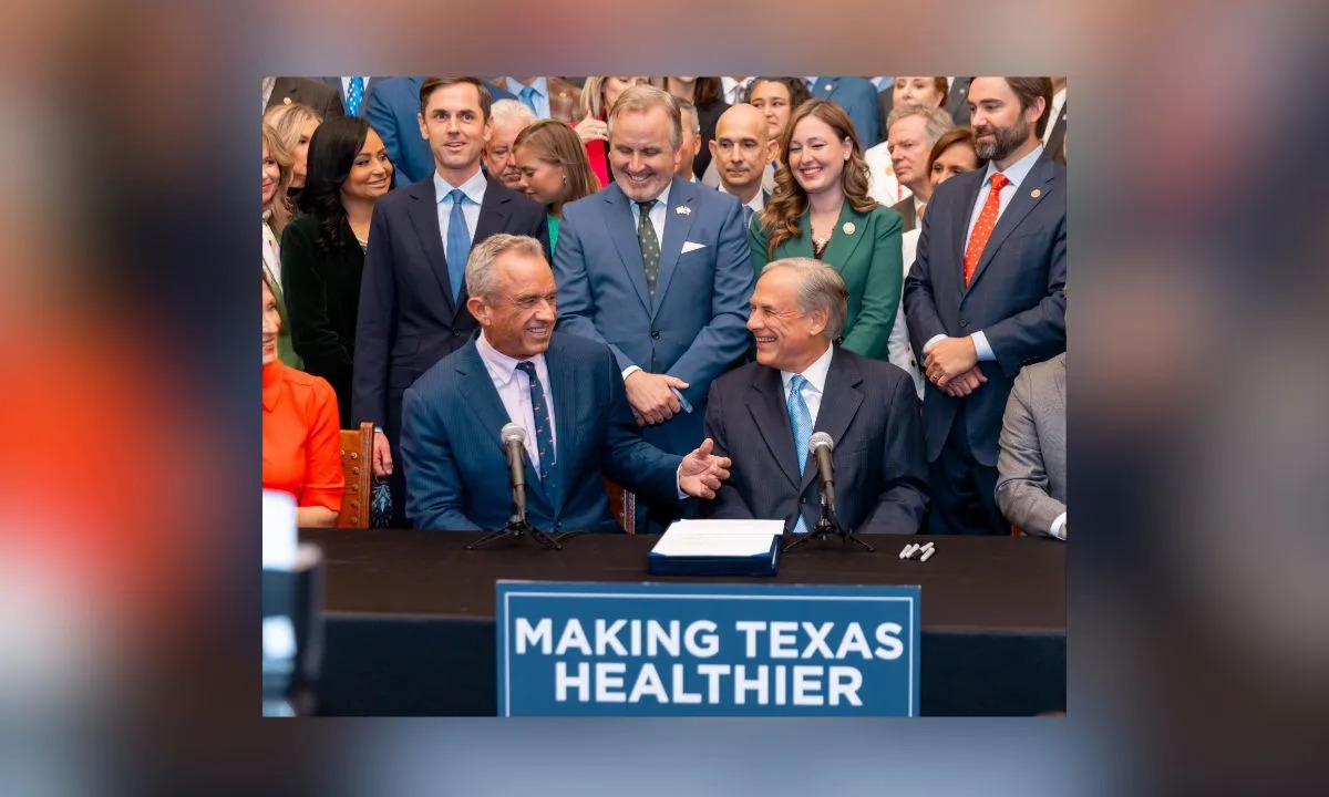Texas Gov. Abbott, RFK Jr. Launch Bipartisan Health Bills To Boost Public Wellness