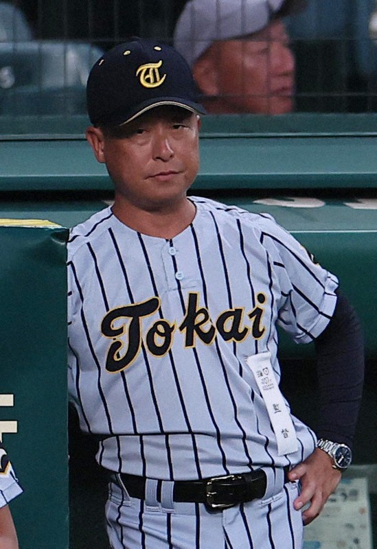 東海大熊本星翔監督、大声援に「背中を押された」　夏の甲子園