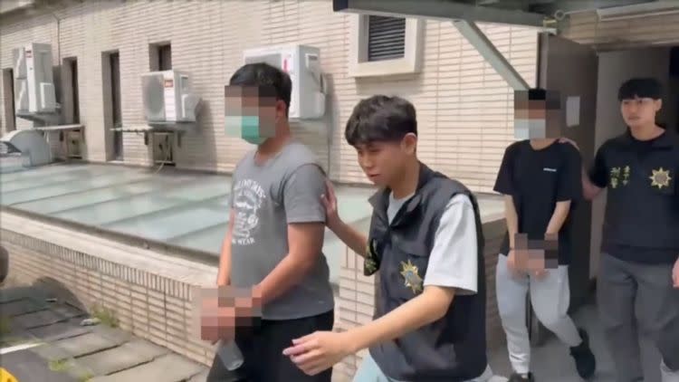 境外信用卡資訊綁手機盜刷2千萬 台中查獲首例智慧型盜刷集團