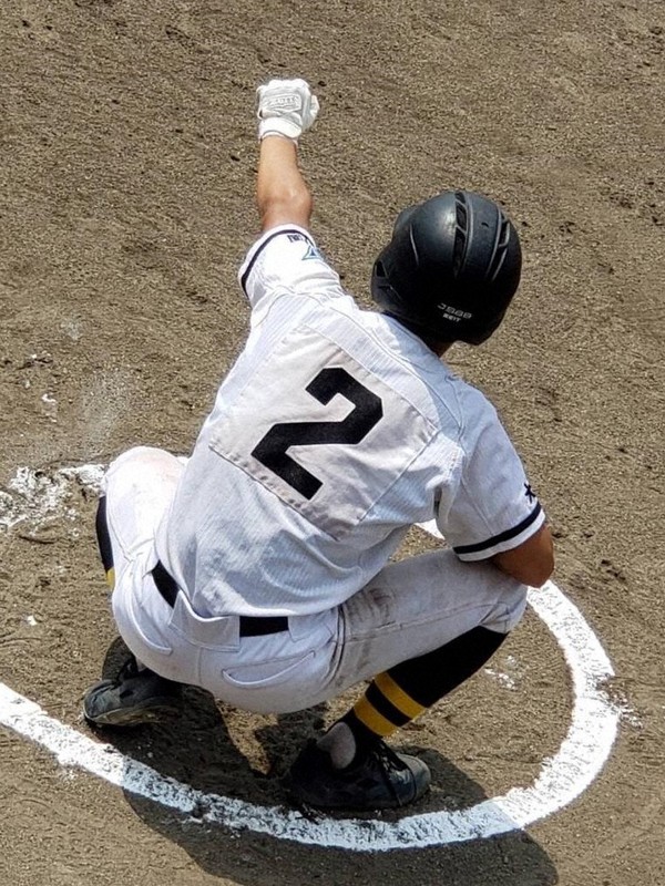 弱音吐かない元主将が訓練中死亡　東九州龍谷、思い胸に　軟式高野