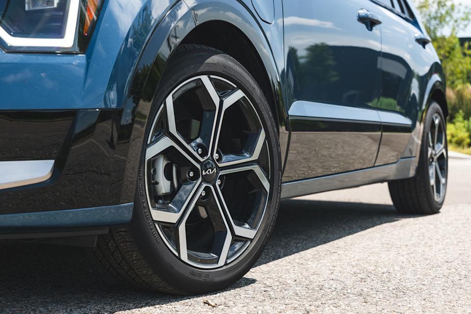 2024 kia niro phev long term