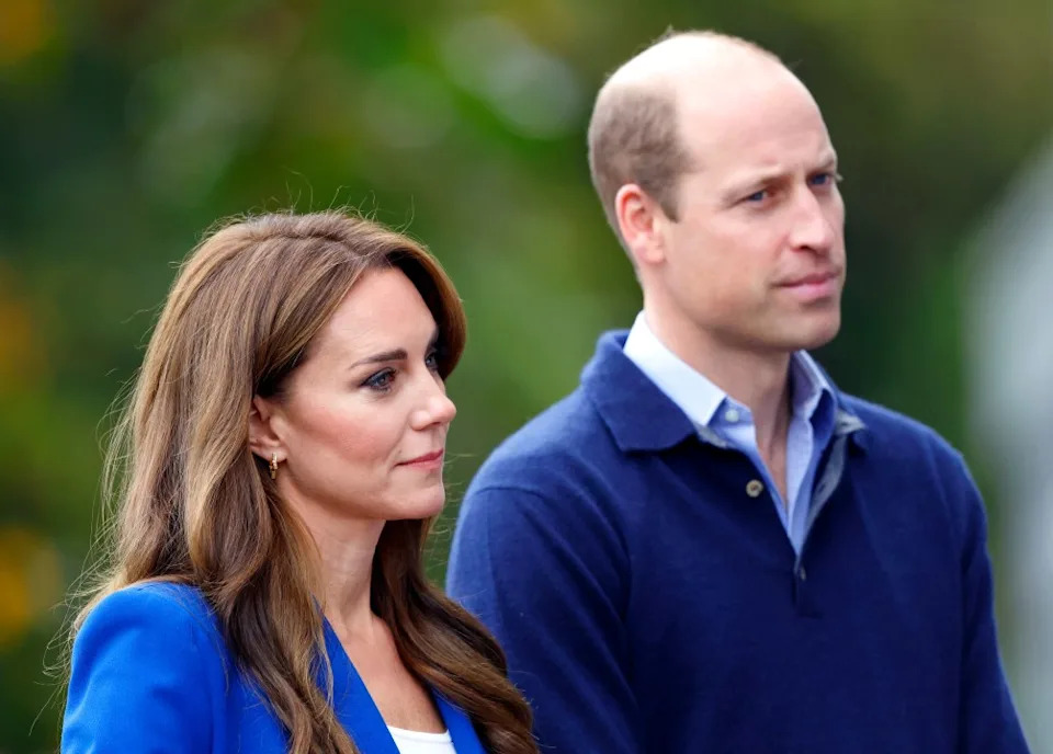 MARLOW, UNITED KINGDOM – OCTOBER 12: Catherine, Princess of Wales and Prince William, Prince of Wales attend a SportsAid mental fitness workshop at Bisham Abbey National Sports Centre to mark World Mental Health Day on October 12, 2023, in Marlow, England. The Prince and Princess of Wales are carrying out engagements across the UK to mark World Mental Health Day and to highlight the importance of mental wellbeing, particularly in young people. (Photo by Max Mumby/Indigo/Getty Images)