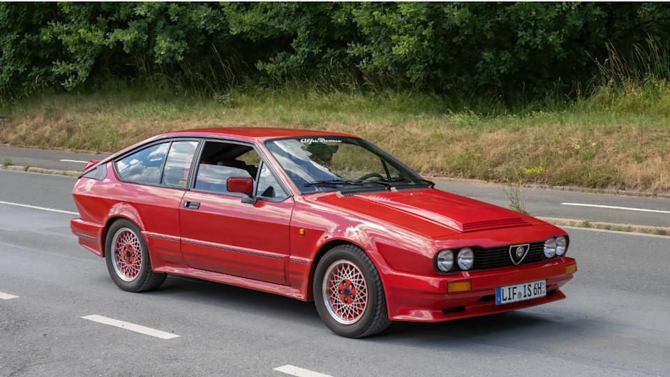 Alfa Romeo GTV6