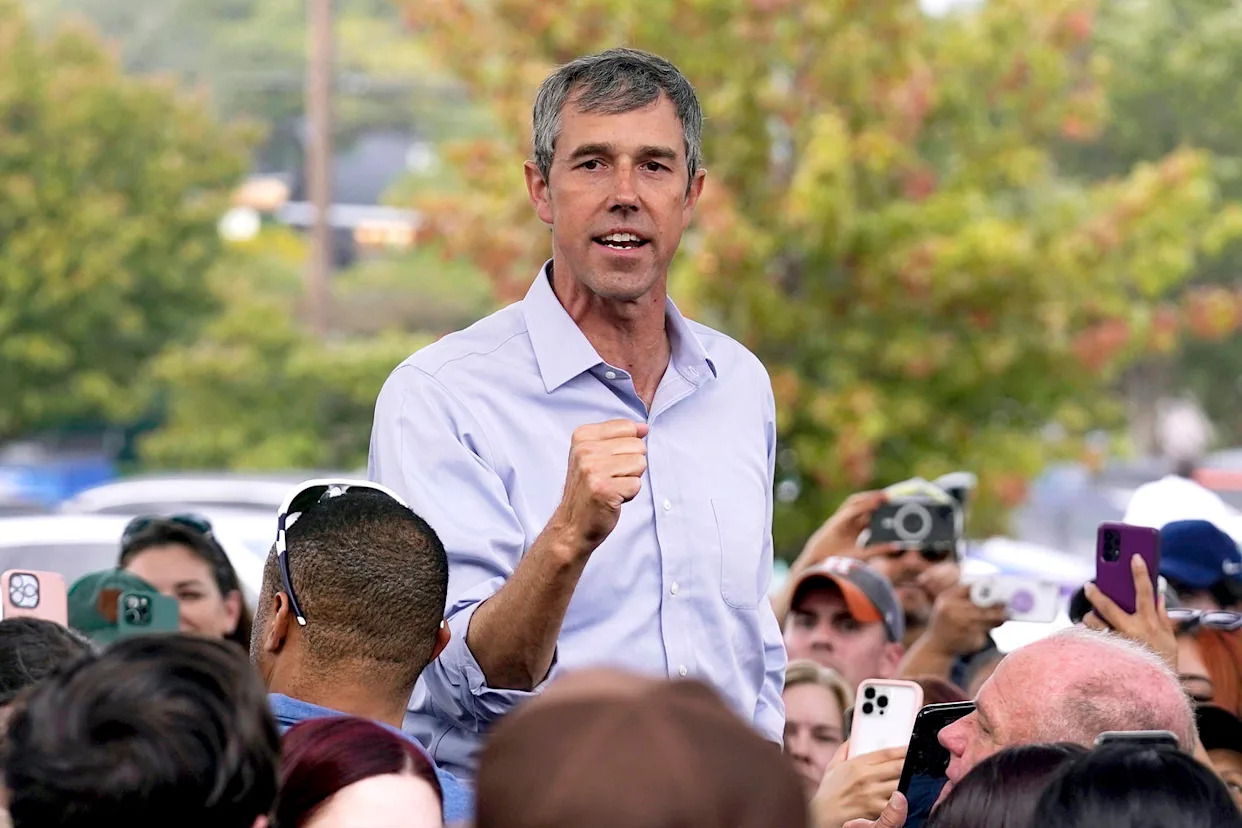 Judge blocks Beto O'Rourke from providing financial support to Texas Democrats who fled state over redistricting