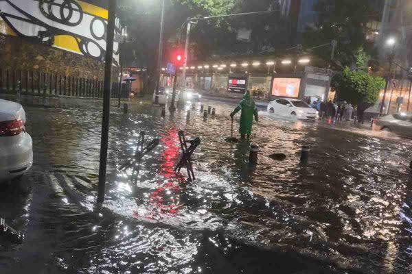 Intensas lluvias dejan afectaciones en operaciones del AICM y el Metro; reportan inundaciones en viviendas y vialidades de CDMX