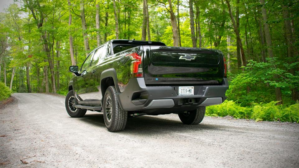 2026 chevrolet silverado ev trail boss