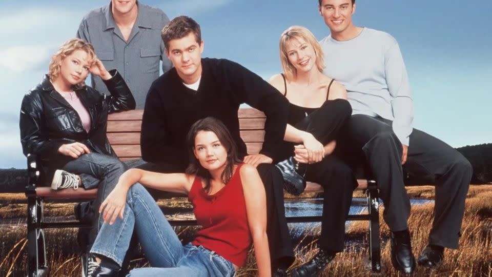 Katie Holmes, James Van Der Beek y el elenco de 