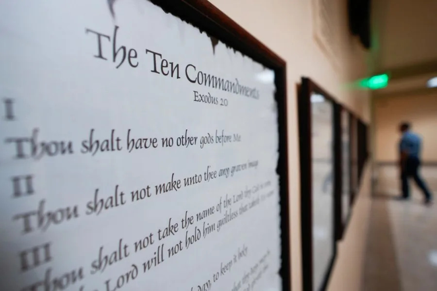 Arkansas attorney general files to block Conway from joining 10 Commandments lawsuit