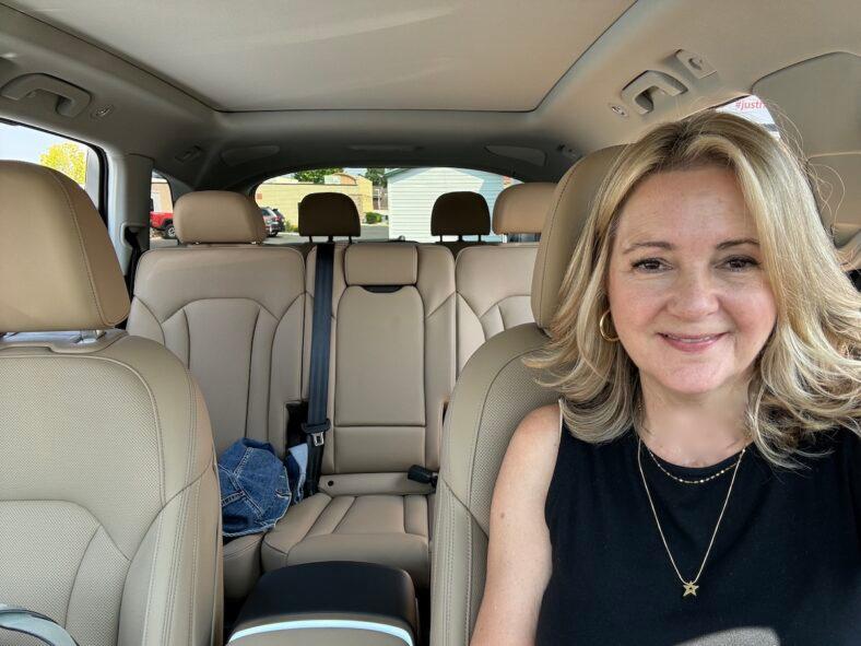 The interior of the Audi Q7