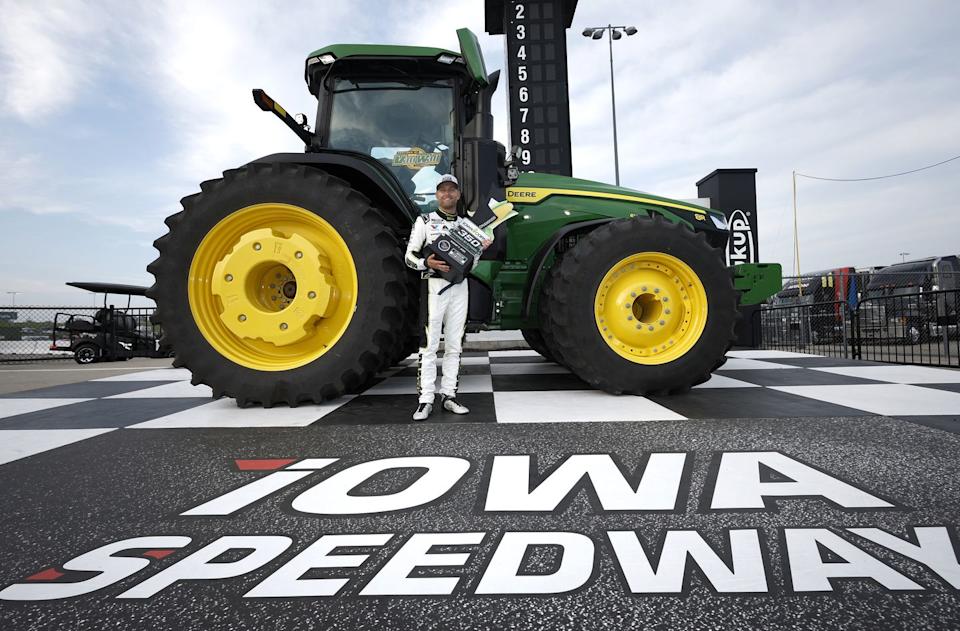 nascar cup series iowa corn 350 powered by ethanol