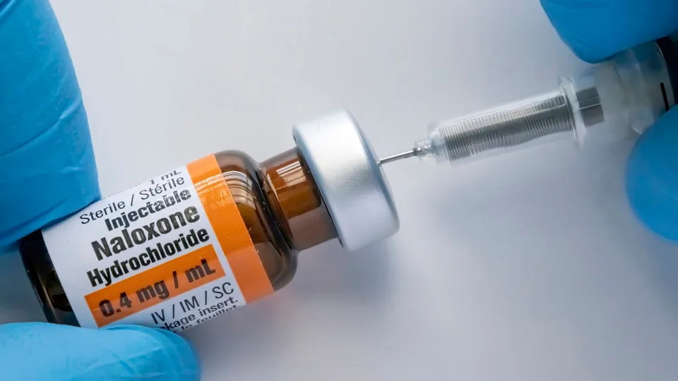 Parents send college kids back to school with Narcan to combat overdoses
