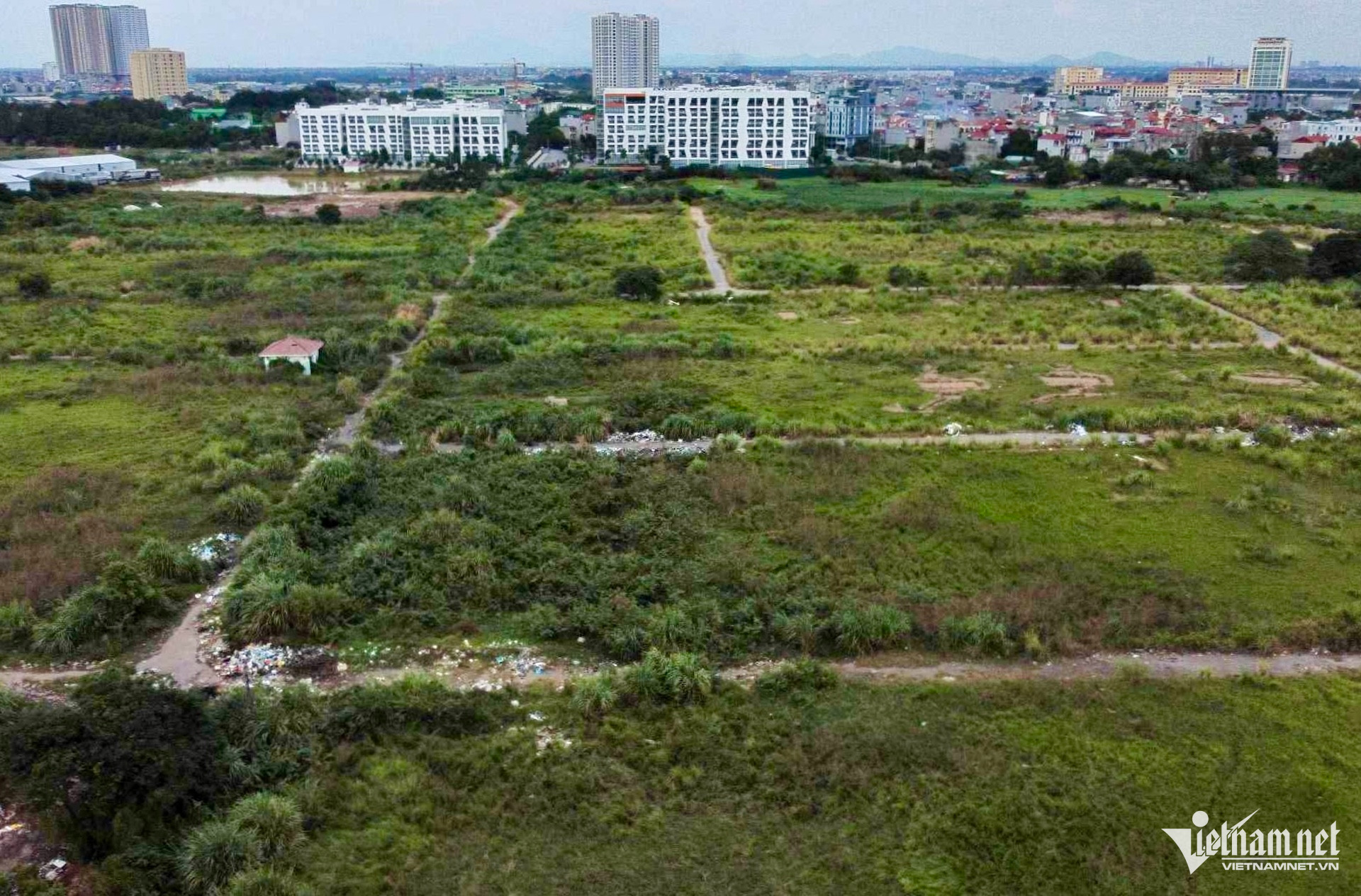 Đất nền sau sốt: Nhà đầu tư nghe ngóng, giá nhiều nơi bắt đầu điều chỉnh mạnh