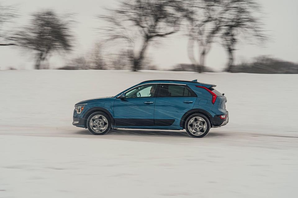 2024 kia niro phev lt