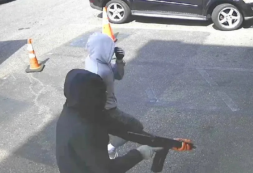 At least $700,000 stolen from armored truck in Pennsylvania