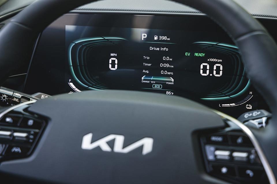 2024 kia niro phev long term