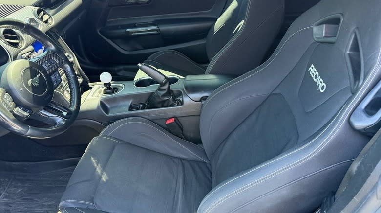 2019 Ford Mustang GT seats image