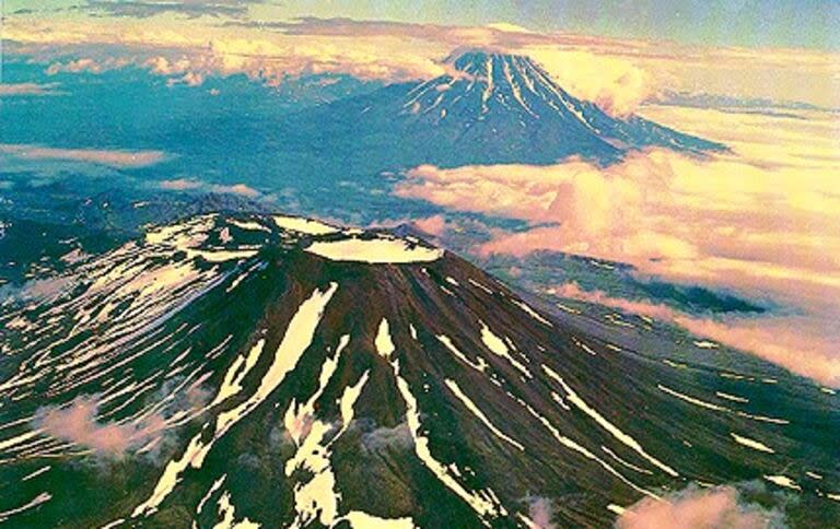 Rusia: el volcán Krasheninnikov entró en erupción por primera vez en 400 años a pocos días del terremoto de magnitud 8,8