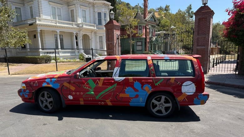 1998 Volvo V70 Art Car driver's side image