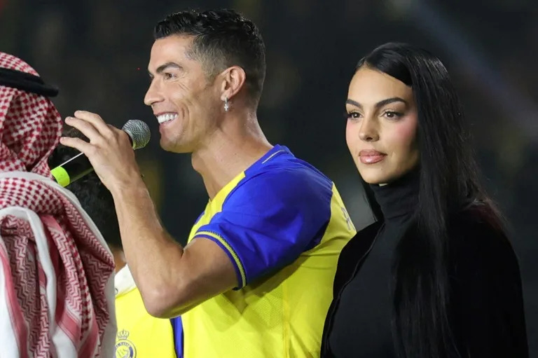 Living in 'sin'? Ronaldo, Rodriguez highlight Saudi double standard