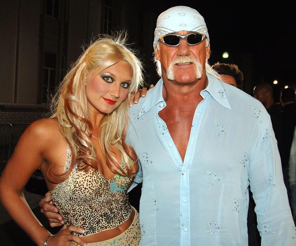 Hulk Hogan con su hija Brooke, con quien habría tenido algunas tensiones recientemente.