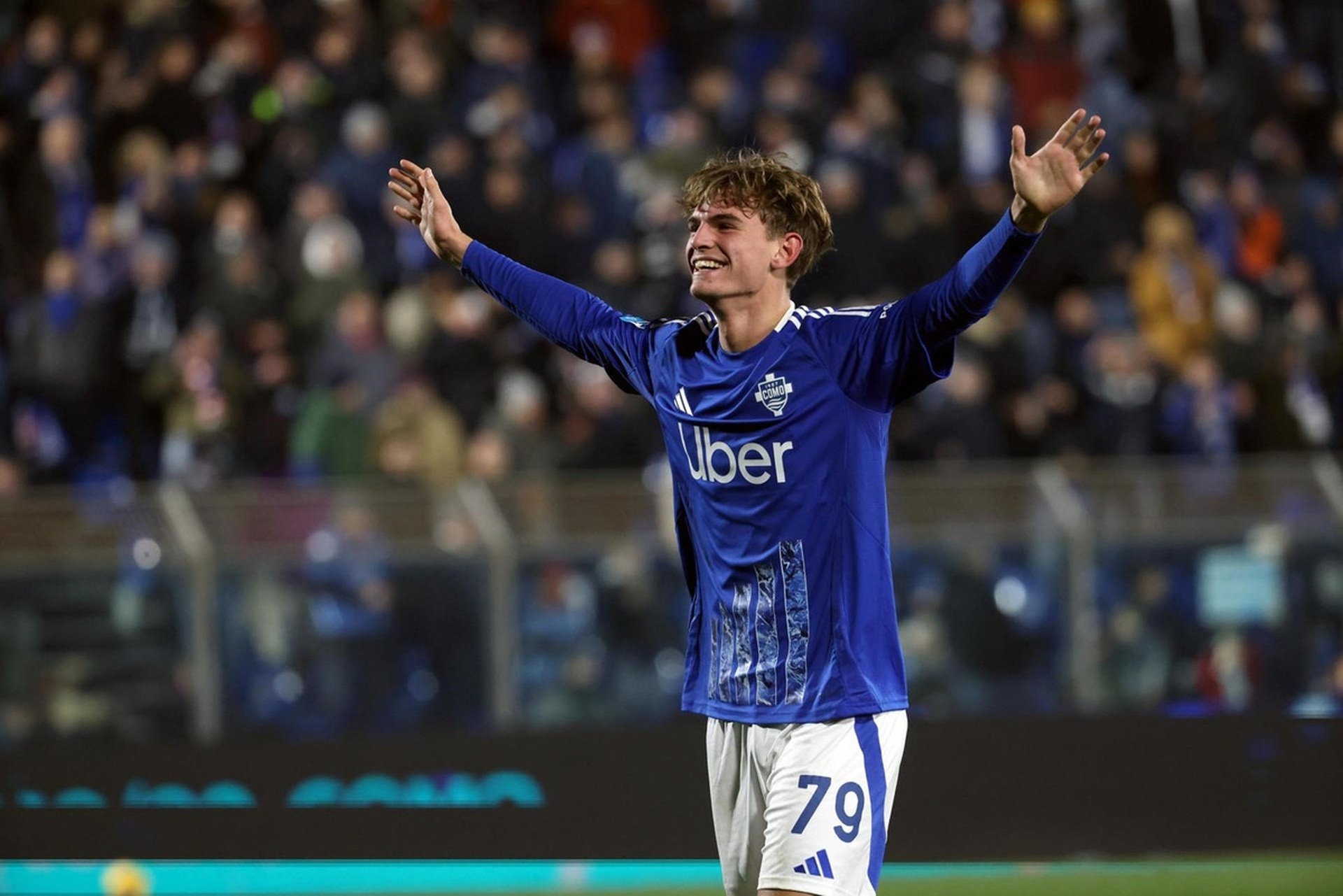 Tin tức về chuyển nhượng 9/8: MU mua Nico Paz, Real Madrid ký Vitinha
