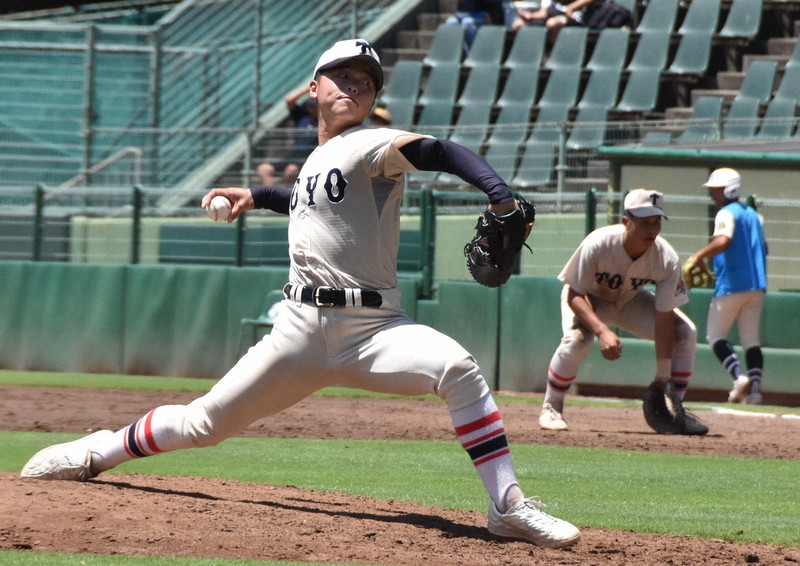 東洋大姫路、14年ぶりV　「近畿無敗」で甲子園へ　報徳学園破る