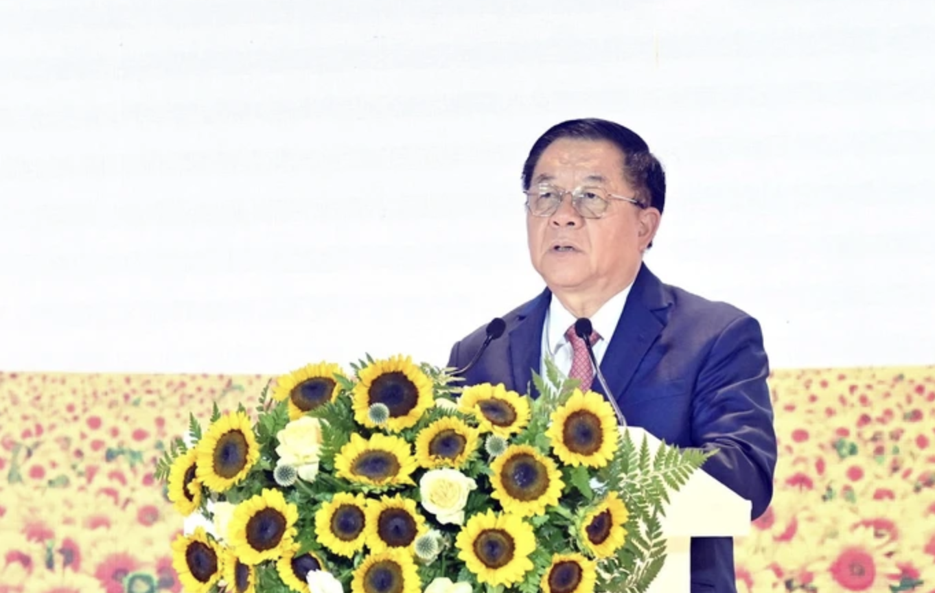 Trẻ em trong độ tuổi học đường đang đối mặt với 3 gánh nặng dinh dưỡng