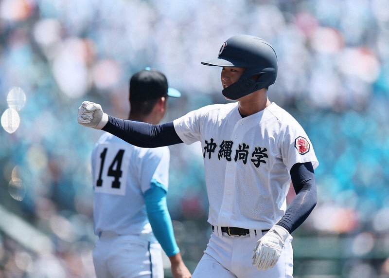 「なんちゅう失点」　沖縄尚学、絶望的展開からの逆転劇　夏の甲子園