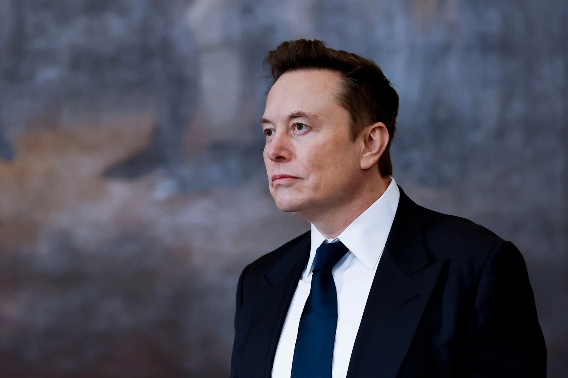 Lý do công ty của Elon Musk khởi kiện Apple, đòi bồi thường 1 tỷ USD