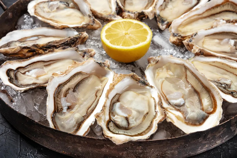 Raw oysters, while a treat to some, are a leading cause of Vibrio vulnificus infections in people.