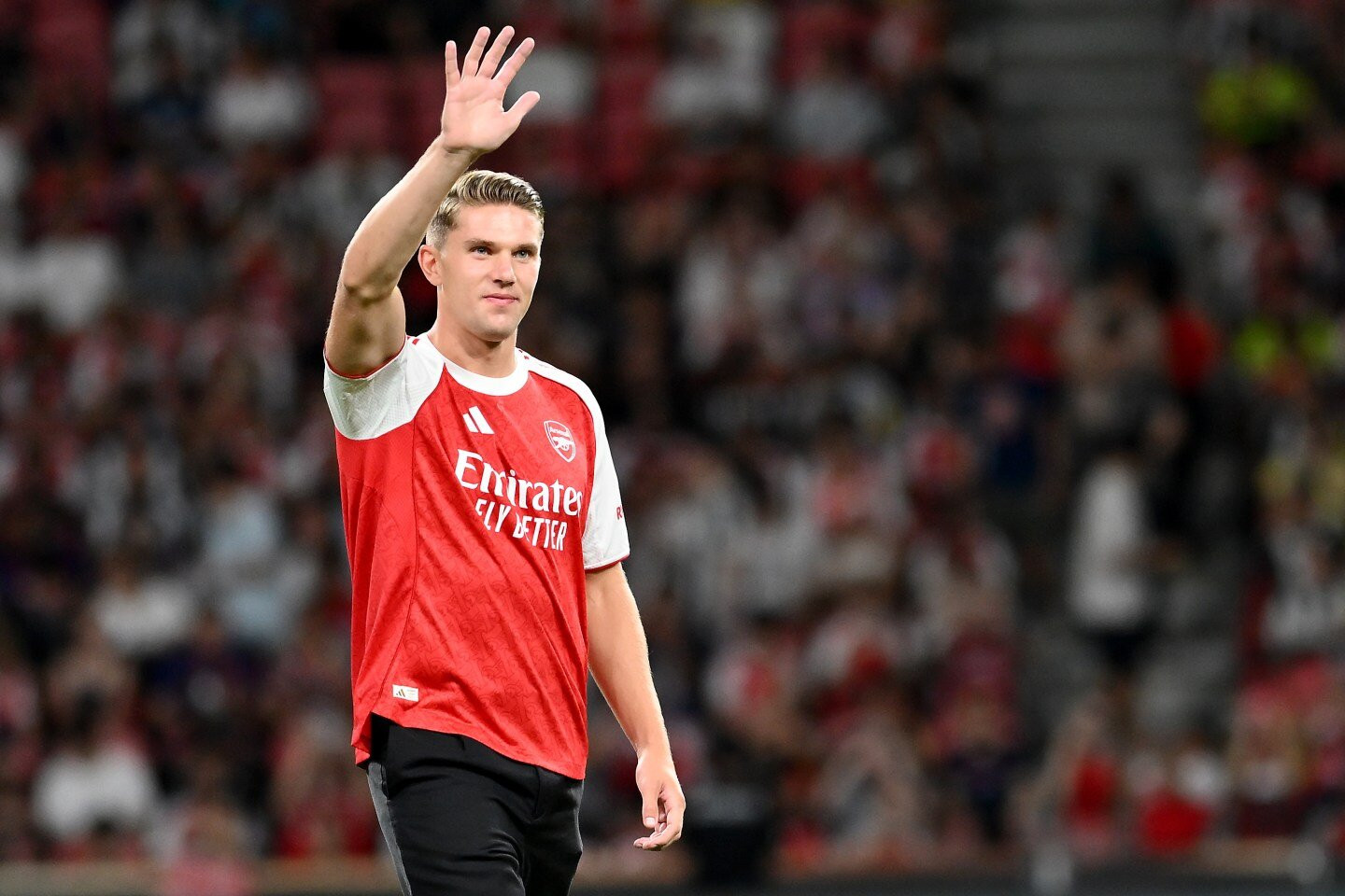 Arsenal thắng Newcastle nhờ phút lóe sáng của 'sao' 15 tuổi